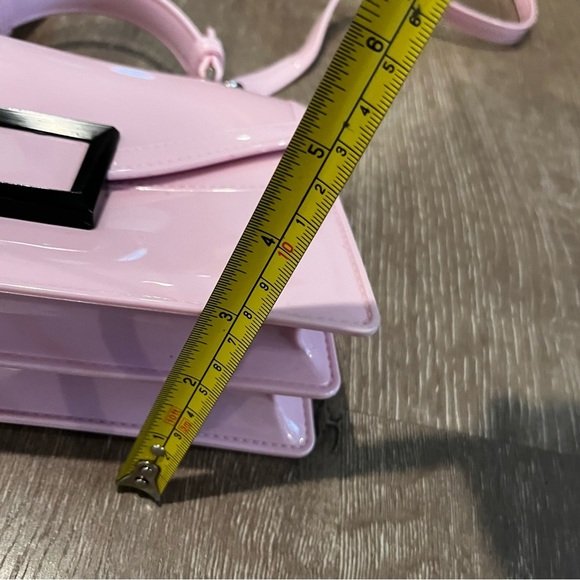 Deluxity Los Angeles Jelly Pink Handbag with Strap - Picture 5 of 8